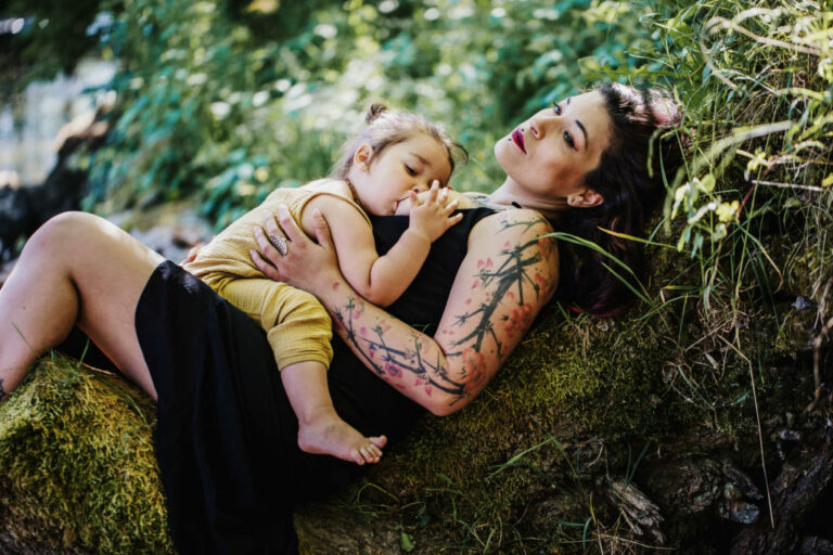 Allaitement et Portage avec la belle Kali, Pinupmom_